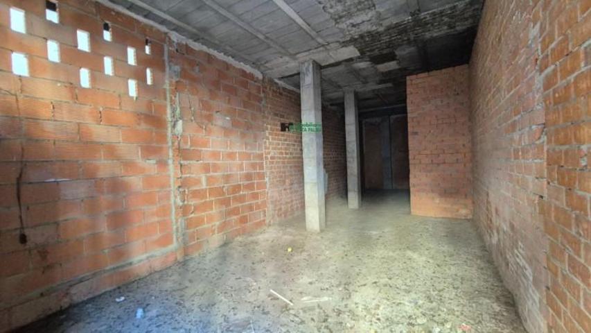 Local comercial en venta en Badajoz, Pardaleras photo 0