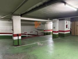 Garaje en venta en Santiago de Compostela photo 0