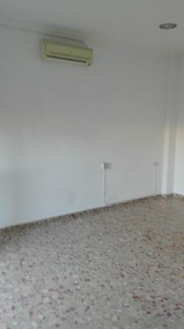 Local comercial en venta en Puerto Real, Bda. Huerta Pley photo 0