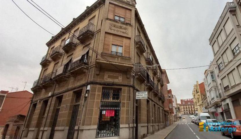 Piso en venta en Astorga, Astorga photo 0