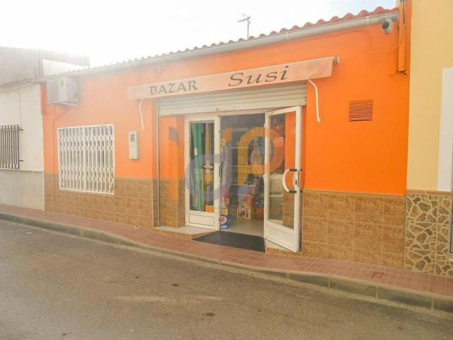 Local comercial en venta en Huércal-Overa, Calvario Alto photo 0