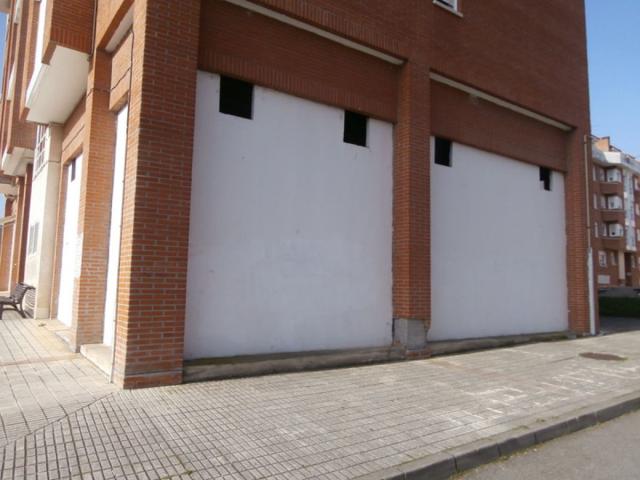Local comercial en venta en Grado, Grado photo 0