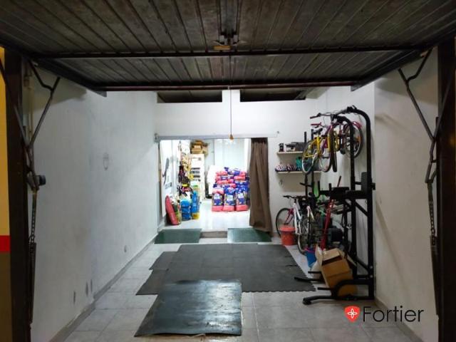 Garaje en venta en Martos, Cruz del Lloro photo 0