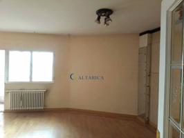 Piso en venta en Benavente, Benavente photo 0