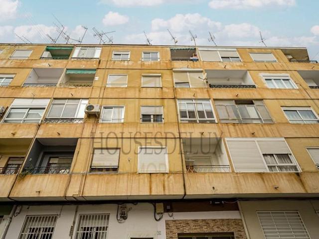 Piso en venta en Elda photo 0
