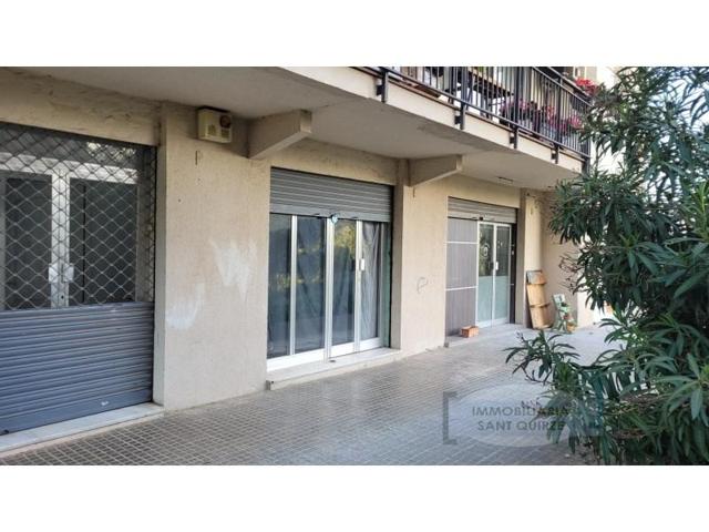 Local comercial en venta en Sant Quirze del Vallès photo 0