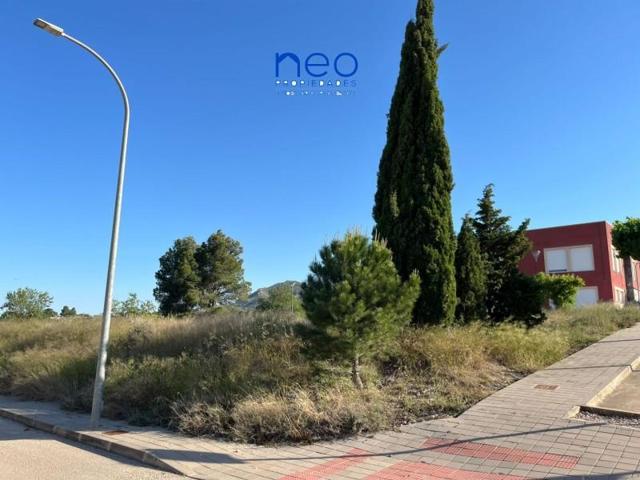 Terreno en venta en Caudete, Avenida de las Jornetas photo 0