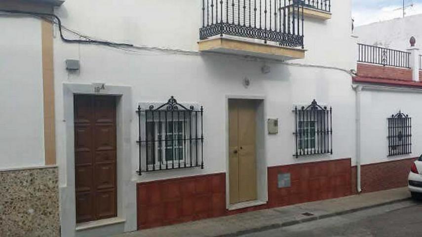 Piso en venta en Villamartín, Villamartin photo 0