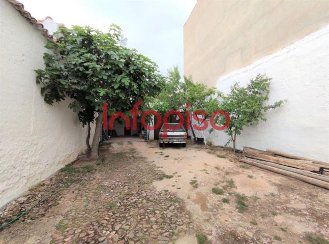 Terreno en venta en Valdepeñas, Barrio de la Manzana photo 0