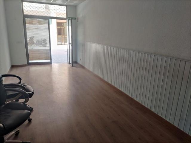 Local comercial en venta en Torrijos, Torrijos photo 0