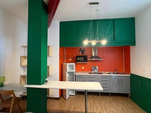 Piso en venta en Villares de la Reina, Castilla y leon photo 0