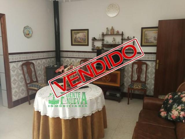 Casa en venta en Bodonal de la Sierra, Bodonal De La Sierra photo 0