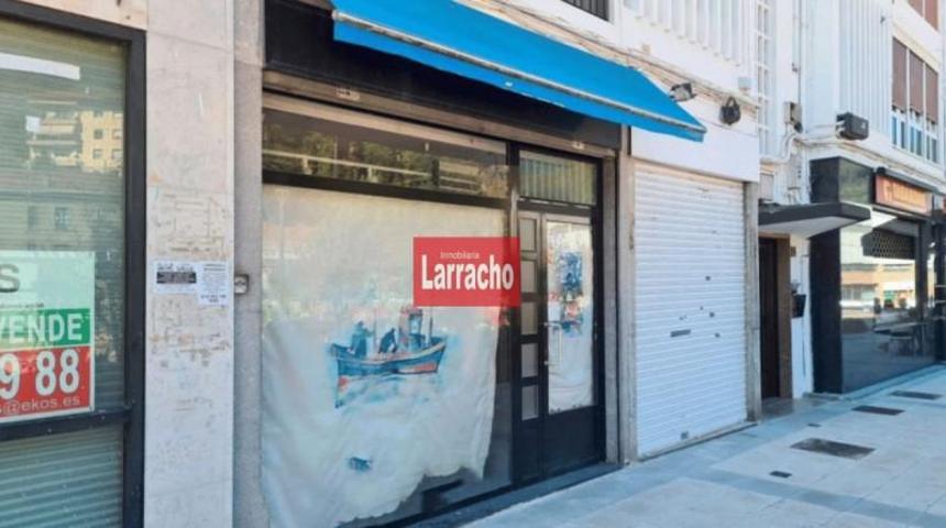 Local comercial en venta en Arrasate-Mondragón, San Andres photo 0