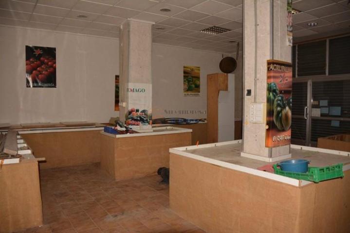 Local comercial en venta en Elda, Elda photo 0