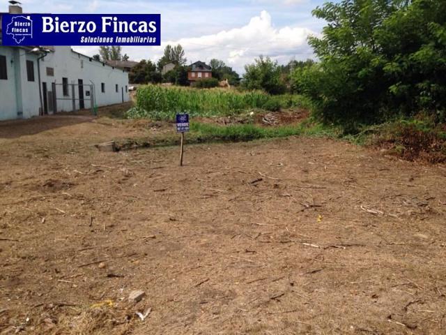 Terreno en venta en Ponferrada, La martina photo 0