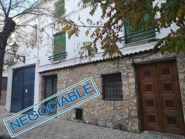 Casa en venta en Huete, Huete photo 0