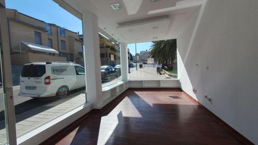 Local comercial en venta en Alcalá la Real, Alcala La Real photo 0