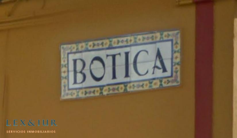 Local comercial en venta en Dos Hermanas, Centro photo 0