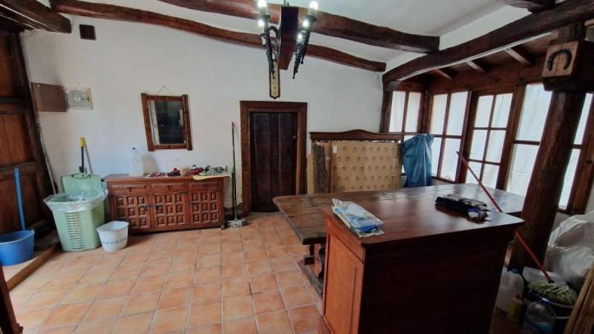 Casas de pueblo en venta en Chozas de Abajo, Santovenia De La Valdoncina photo 0