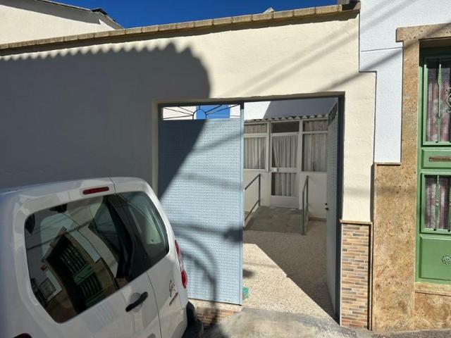 Casas de pueblo en venta en Castillo de Locubín photo 0