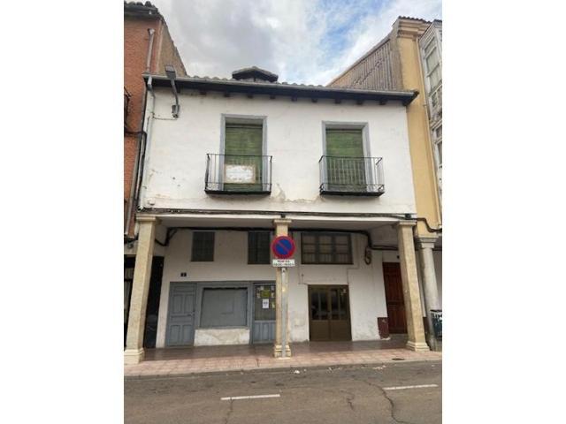 Casas de pueblo en venta en Saldaña photo 0