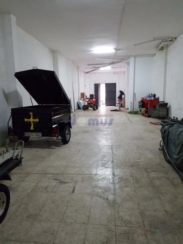 Local comercial en venta en Almendralejo, Almendralejo photo 0