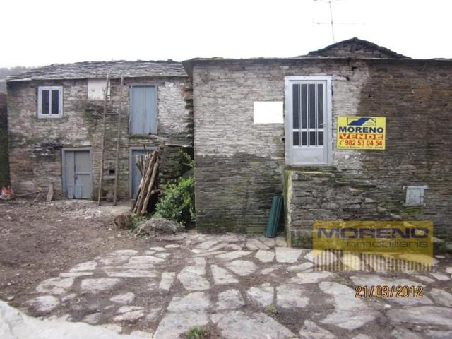 Casa con terreno en venta en Sarria, Perros photo 0