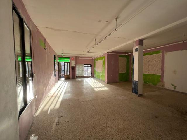 Local comercial en venta en Alange photo 0