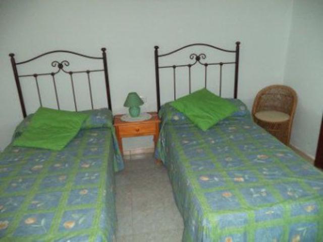 Casa en venta en Almendralejo, Santiago - Colegio San Francisco photo 0