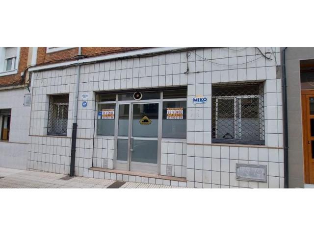 Local comercial en venta en Gijón, El Coto photo 0