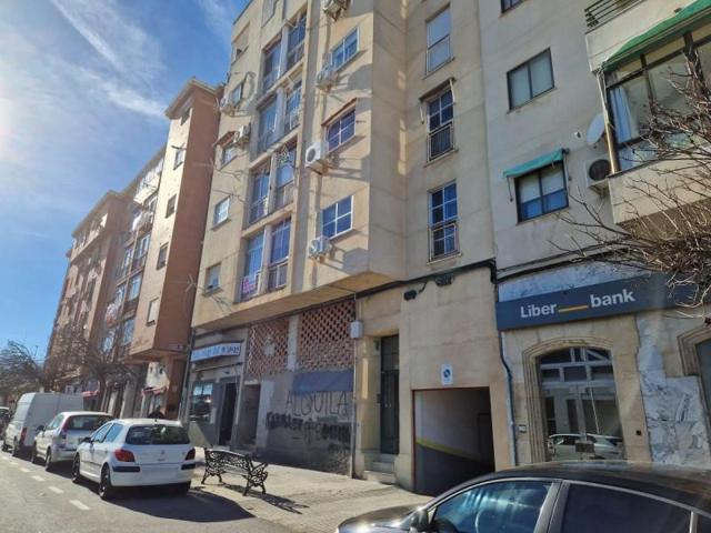 Piso en venta en Cáceres, Aldea Moret photo 0