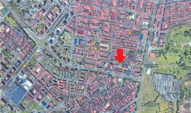 Local comercial en venta en Gijón, Llano photo 0