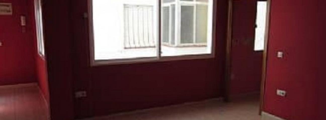 Piso en venta en Algeciras, Centro Bajo photo 0