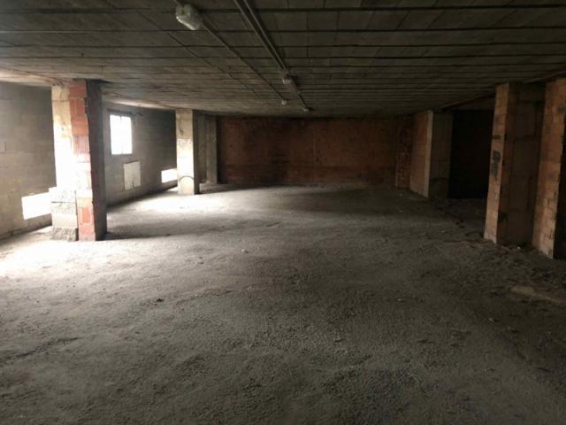 Local comercial en venta en Nava, Nava photo 0