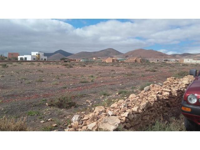 Terreno en venta en Tuineje photo 0