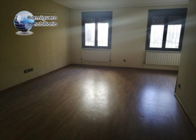Piso en venta en Ocaña, Centro photo 0