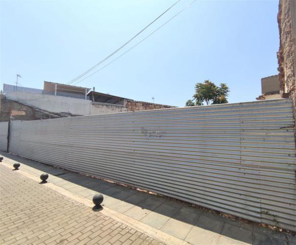 Terreno en venta en Valdepeñas, Barrio de la Manzana photo 0