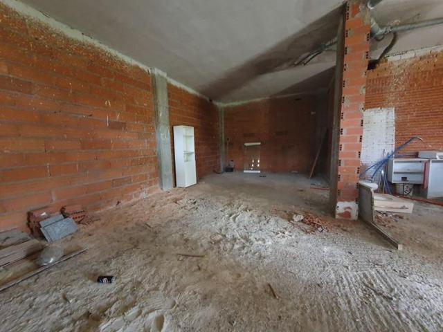 Local comercial en venta en Salas, Salas photo 0