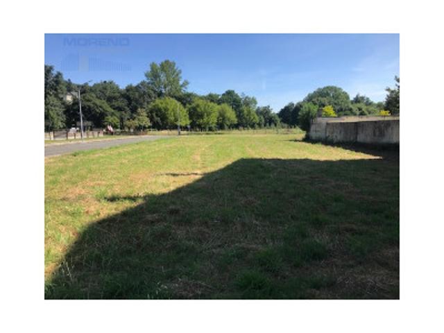 Terreno en venta en Sarria, Insuas photo 0