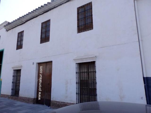 Casa en venta en Puente Genil, Barrio Bajo photo 0