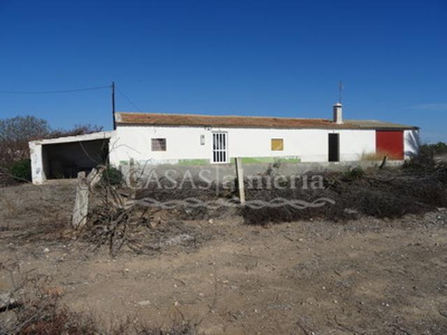 Casa con terreno en venta en Huércal-Overa, Huercal-Overa photo 0