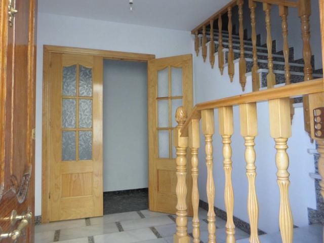 Casa en venta en Quesada, Pueblo - Casco urbano photo 0