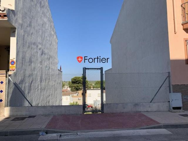 Terreno en venta en Martos, Martos photo 0