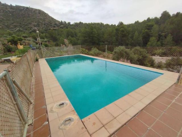 Chalet en venta en Alcora, L'alcora photo 0