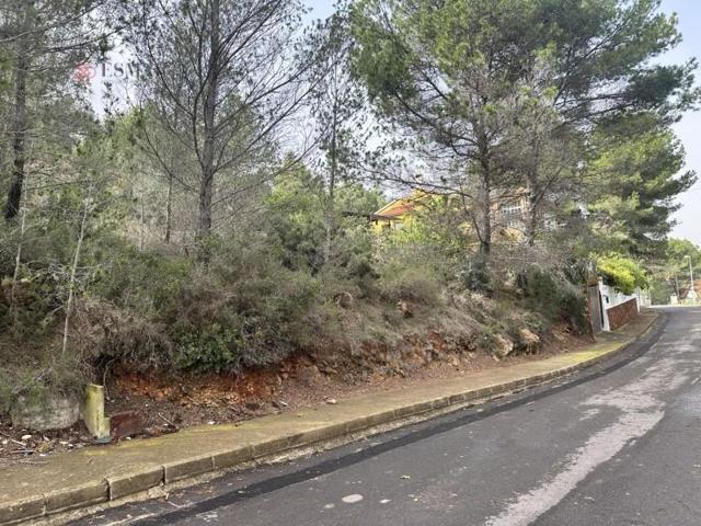 Terreno en venta en Algar de Palancia, Urb. Montes del Palancia photo 0
