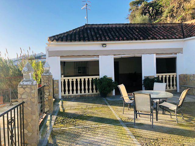 Casa con terreno en venta en Arcos de la Frontera, Arcos De La Frontera photo 0