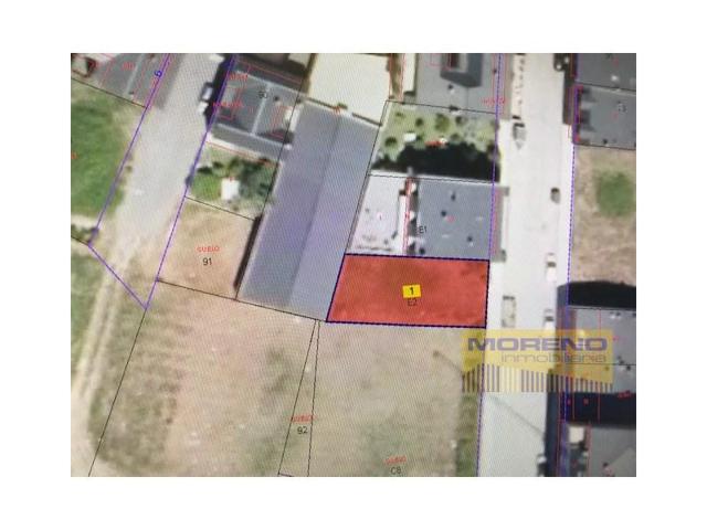 Terreno en venta en Sarria photo 0