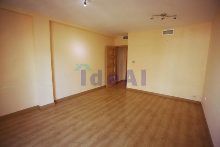 Piso en venta en Almendralejo, Almendralejo photo 0