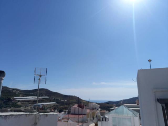 Casa en venta en Ítrabo, Itrabo photo 0