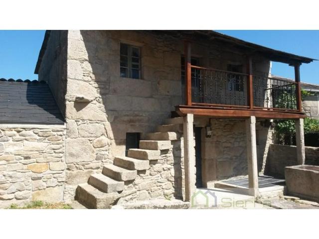 Casa en venta en Sarria photo 0